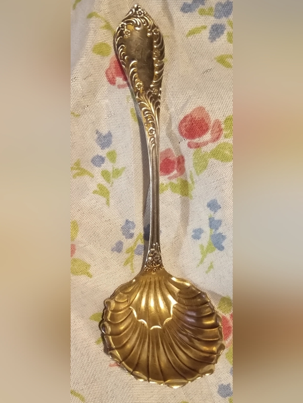 Antique Imperial Queen Sterling Silver Bonbon Spoon – Shell Bowl Gold Wash 15g
